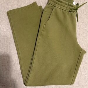 Lululemon Matching Set in Bronze Green (Scuba Mid-Rise Wide-Leg Pant Regular)